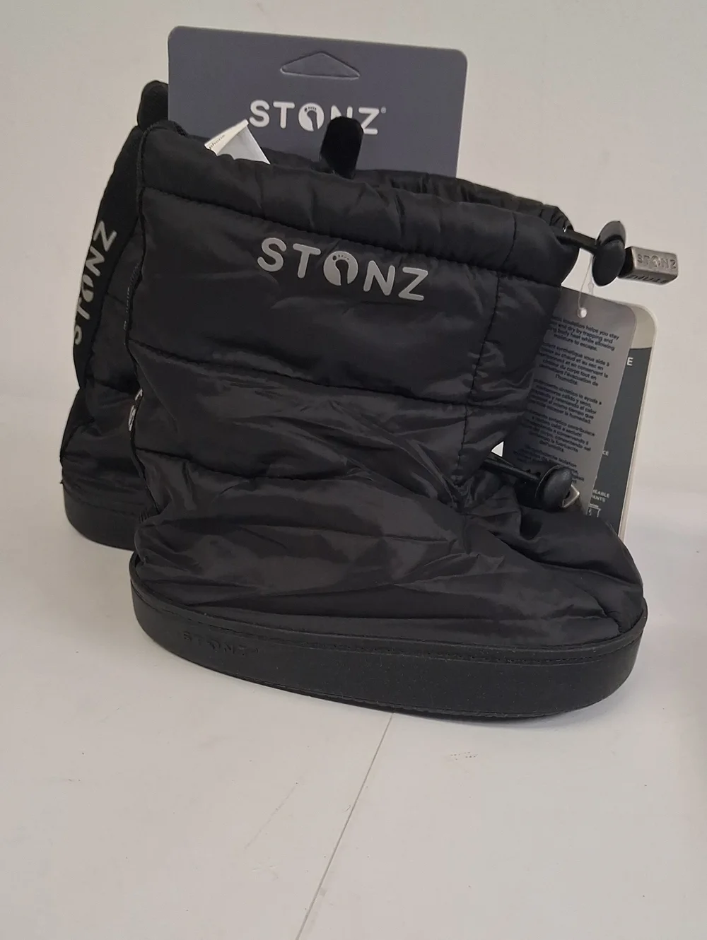 NWT Stonz Puffer Booties - Toddler Black